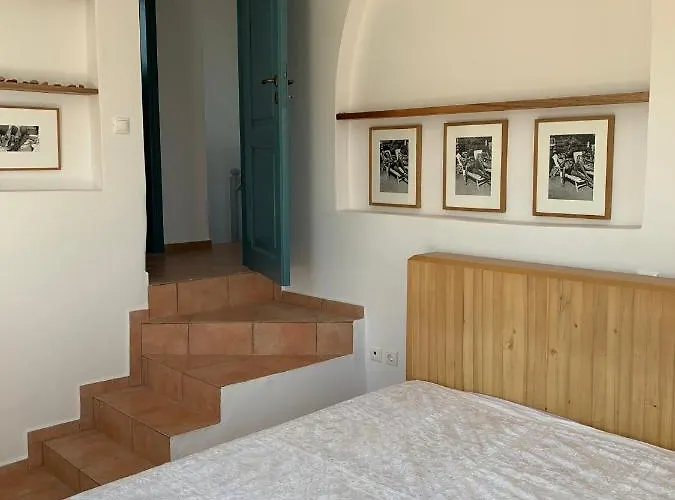 بيت للعطل Patmos Confidential