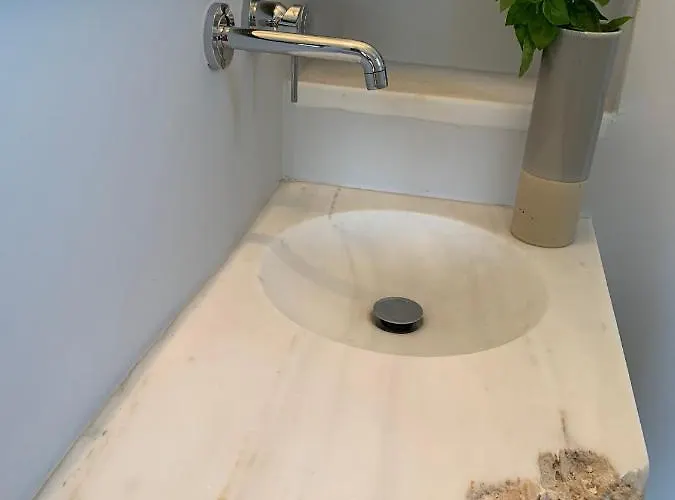 بيت للعطل Patmos Confidential سكالا